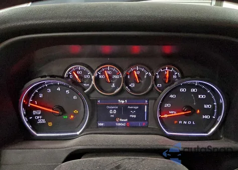 2021 Chevrolet Silverado C1500 Custom z USA, uszkodzony, nr VIN 1GCPWBEK2MZ250053